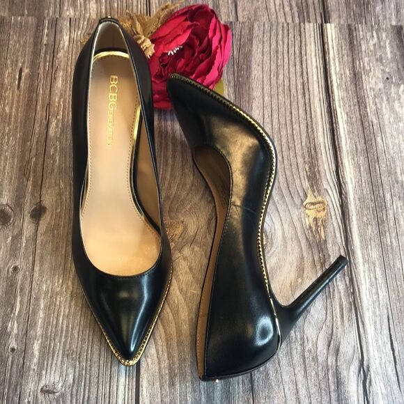BCBGENERATION Harleigh Chain Pointy Toe Pumps 7.5B - Picture 3 of 9